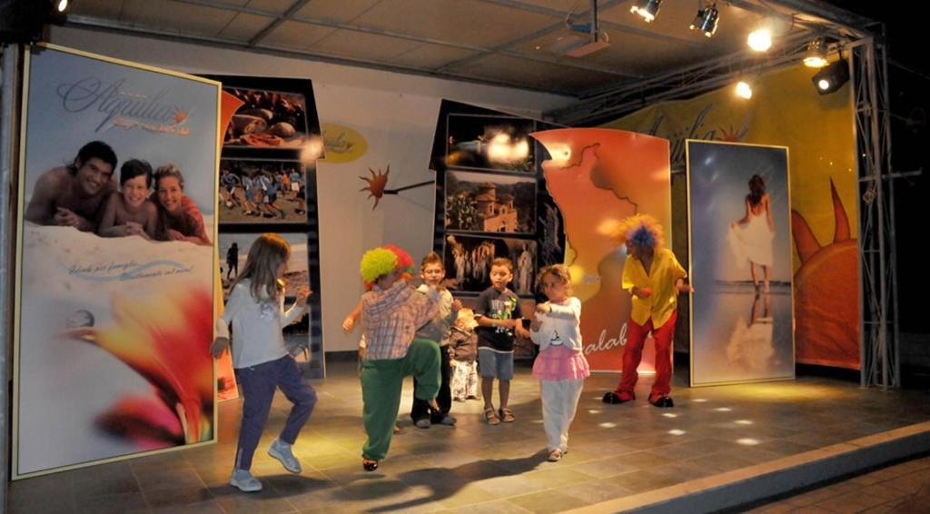 Club Esse Aquilia Beach Village Badolato Marina المظهر الخارجي الصورة